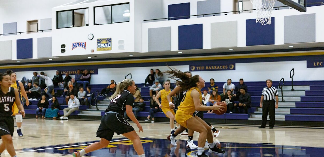 High Scoring 4th Quarter Not Enough For A Warrior Comeback