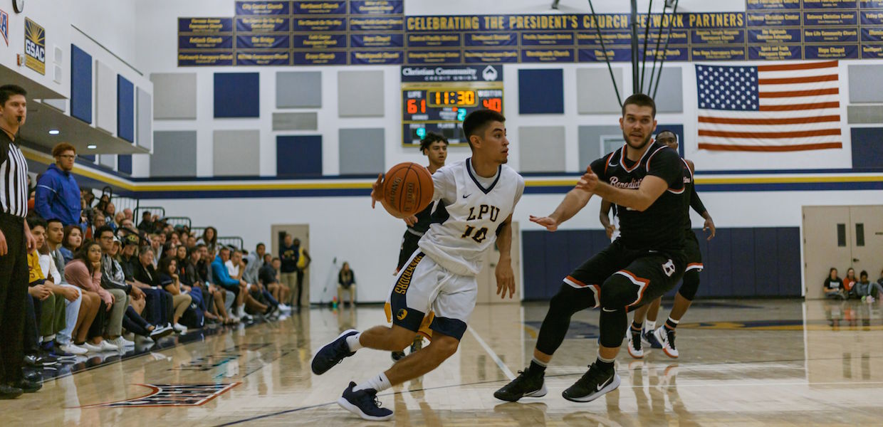 Warriors Extend All-Time Record To 4-0 Vs. OUAZ