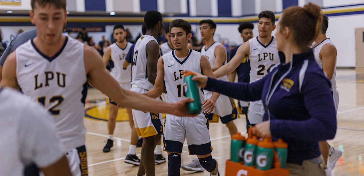 #17 ACU Defeats Warriors At Home